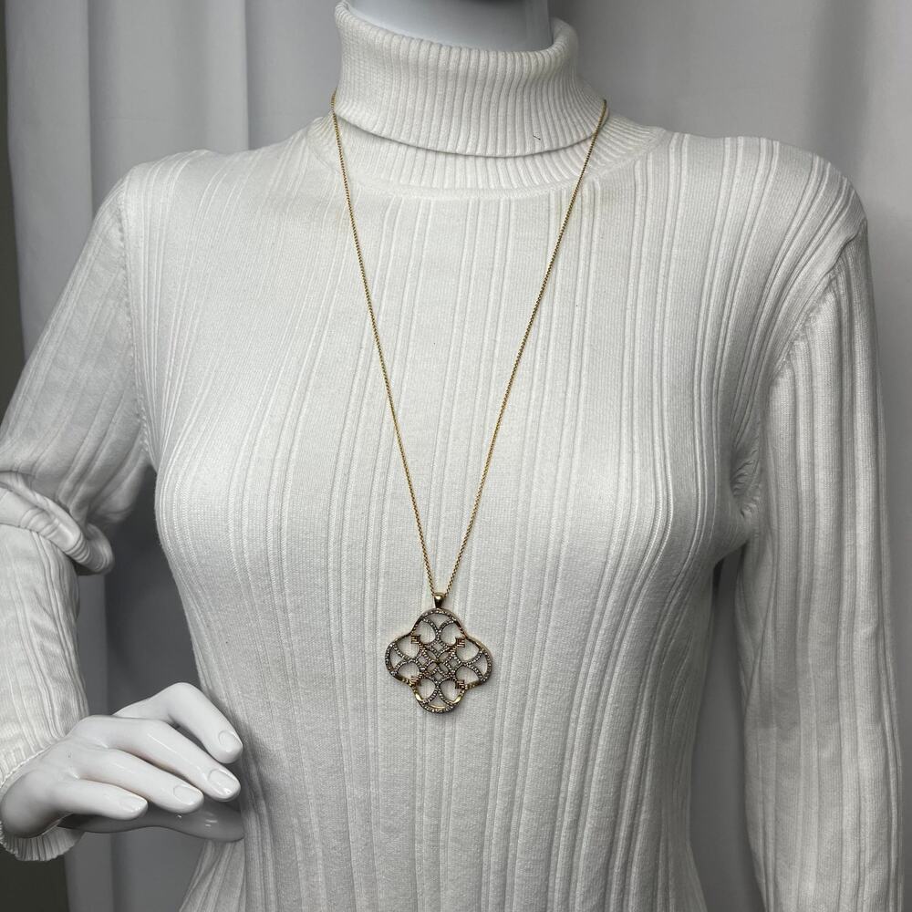 Stella and Dot gold tone pendant necklace simple versatil signed costume jewelry